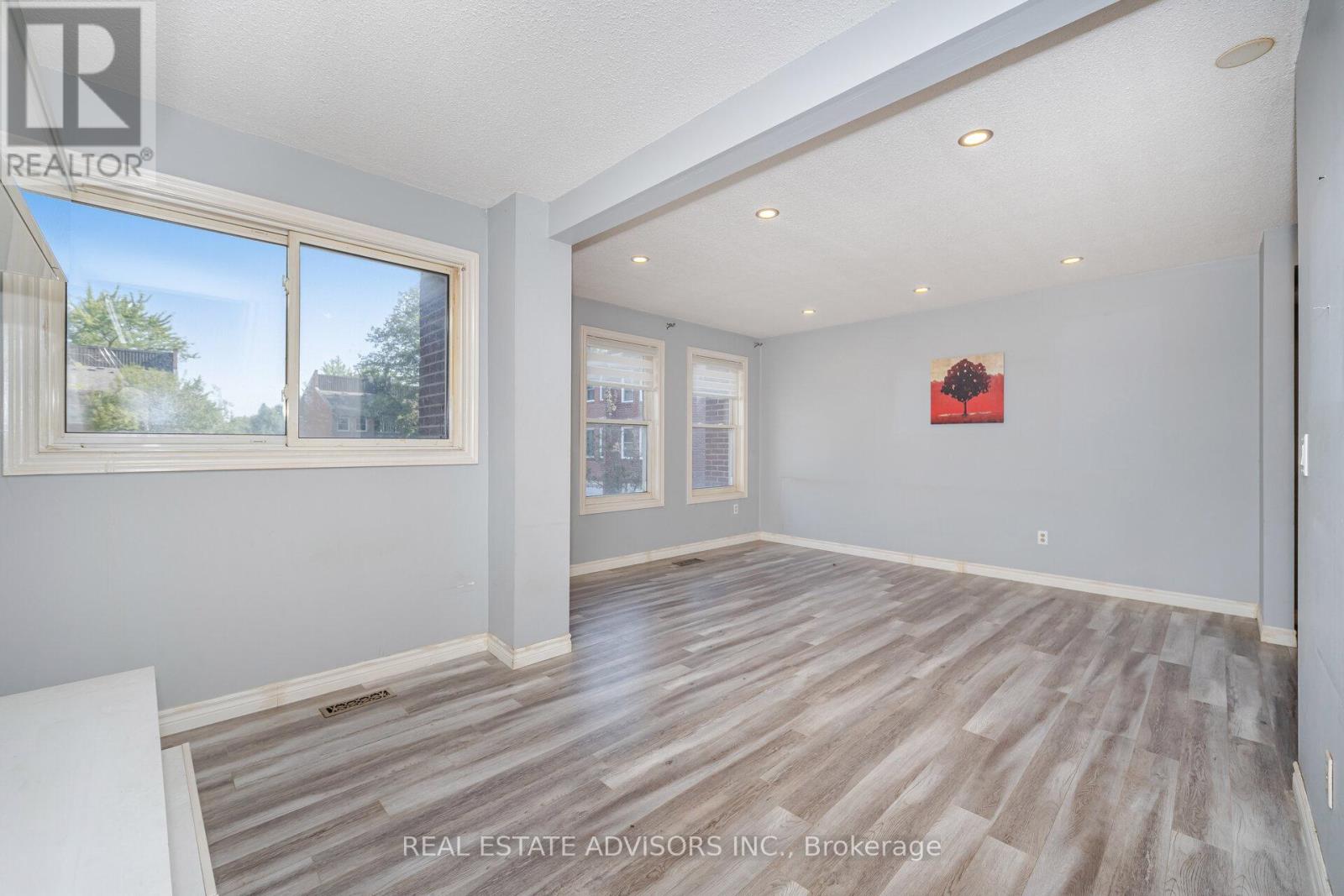 25 - 1320 Hampton Street, Oakville (Fa Falgarwood), Ontario  L6H 2S6 - Photo 13 - W12447130