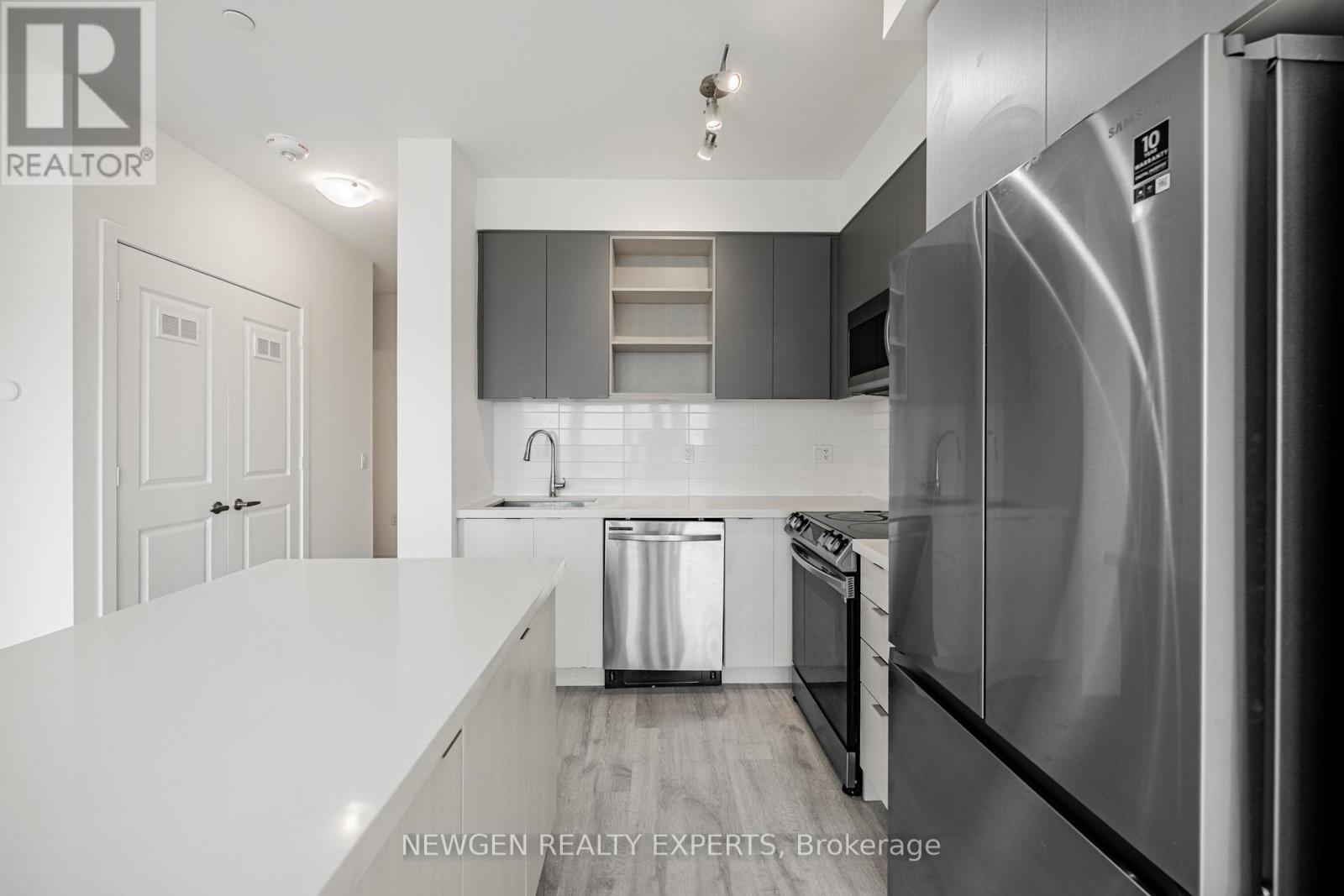 Ph 2203 - 4655 Metcalfe Avenue, Mississauga (Central Erin Mills), Ontario  L5M 0Z7 - Photo 11 - W12447148