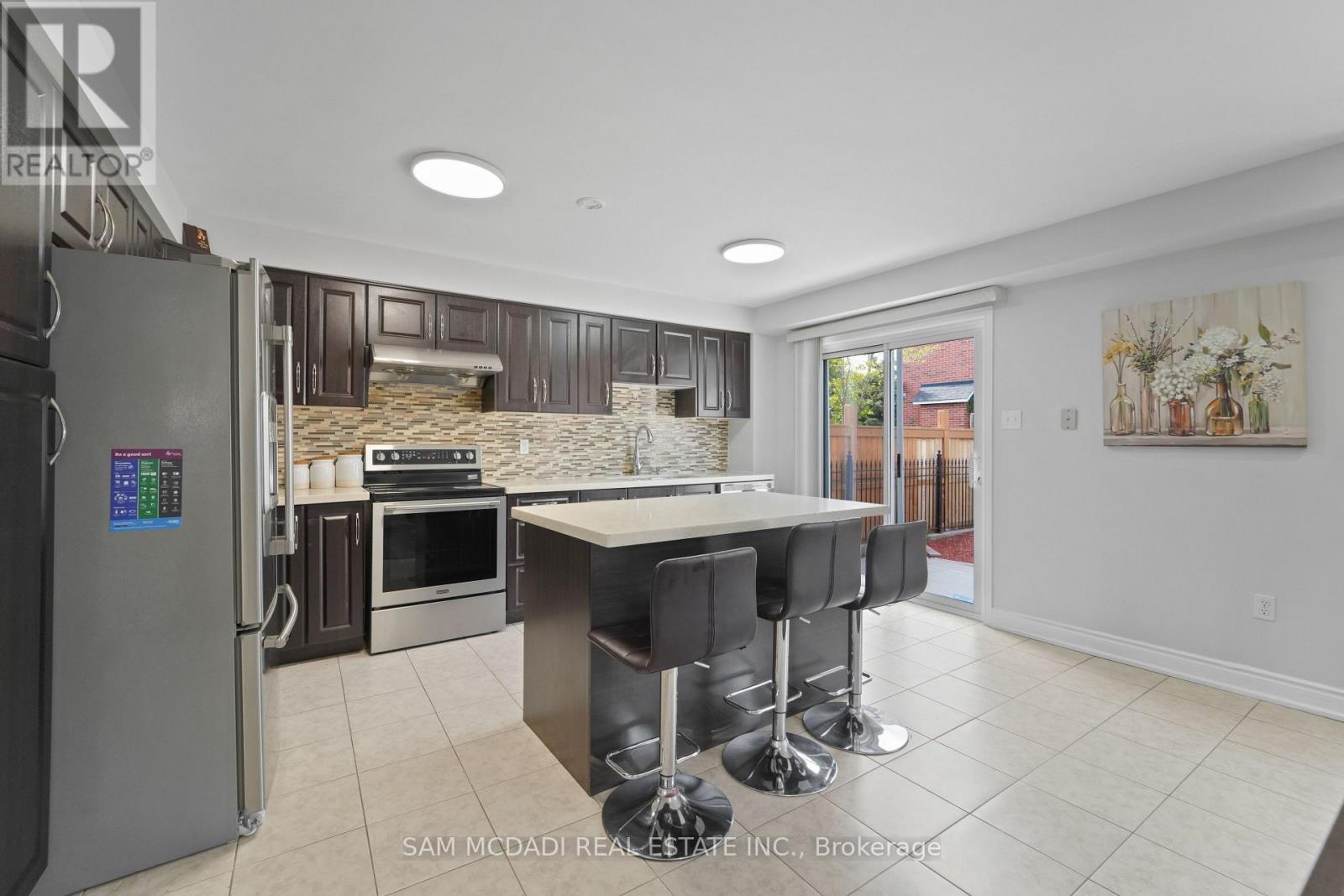 525 Driftcurrent Drive, Mississauga (Hurontario), Ontario  L4Z 3Z2 - Photo 12 - W12447178