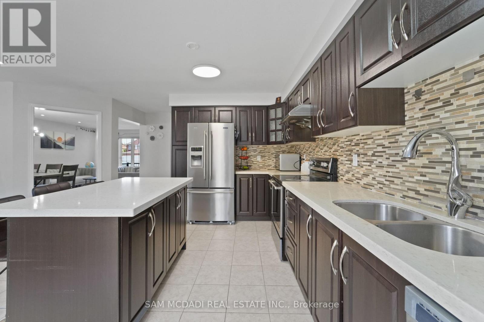 525 Driftcurrent Drive, Mississauga (Hurontario), Ontario  L4Z 3Z2 - Photo 15 - W12447178