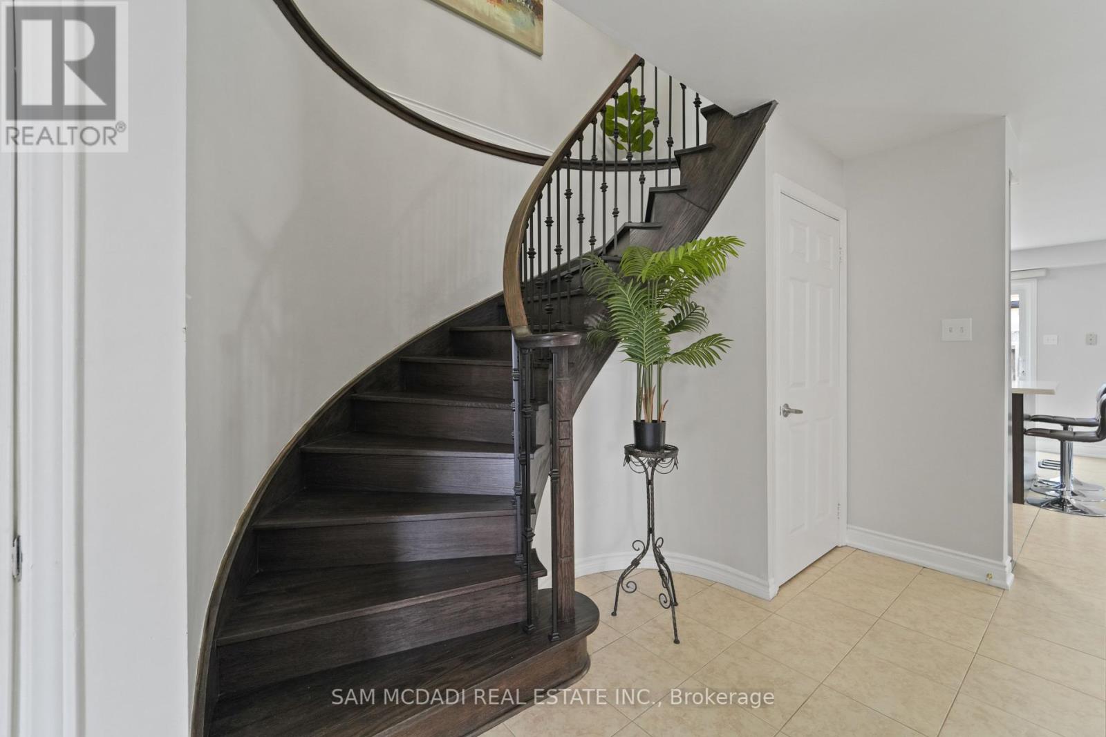525 Driftcurrent Drive, Mississauga (Hurontario), Ontario  L4Z 3Z2 - Photo 18 - W12447178