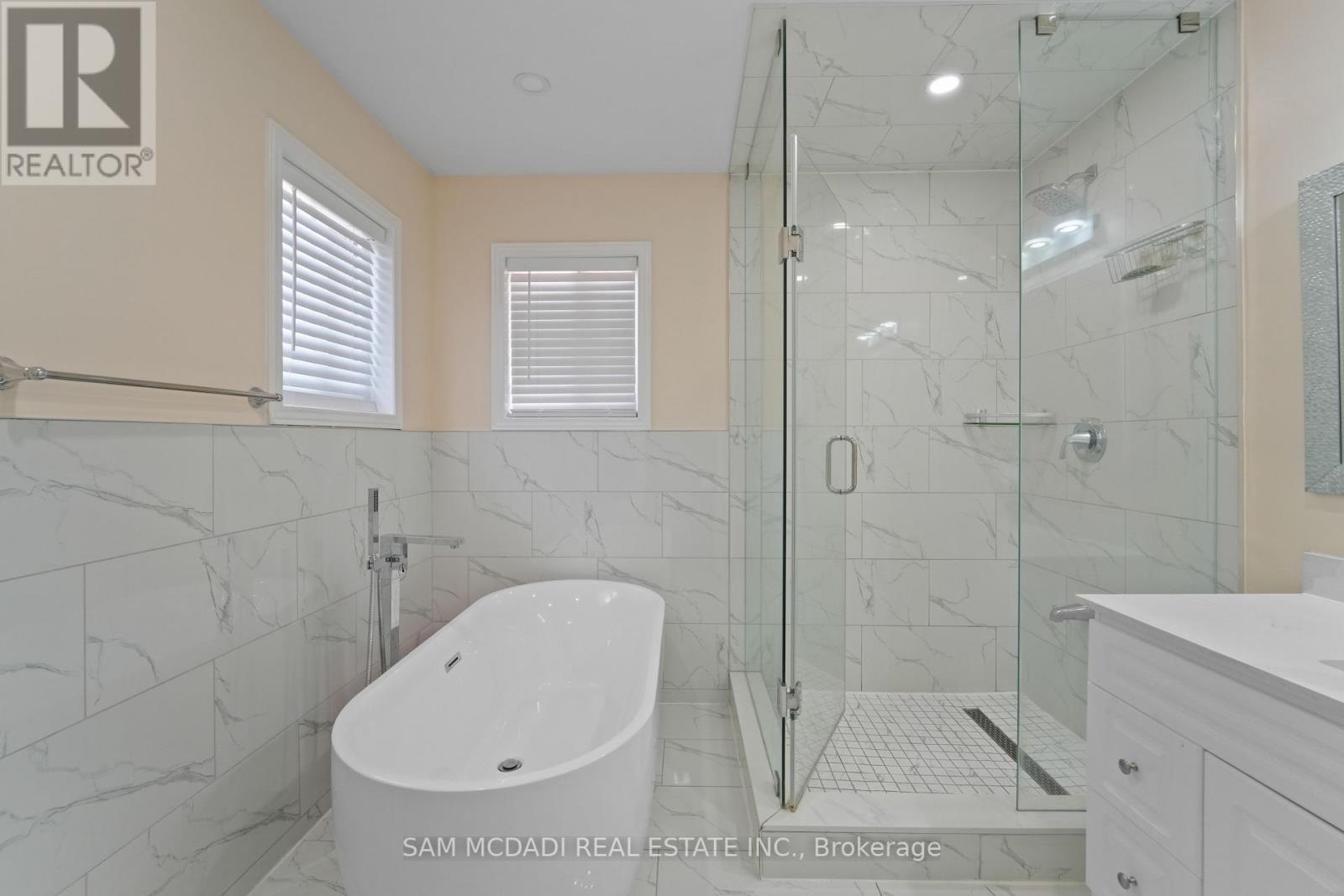 525 Driftcurrent Drive, Mississauga (Hurontario), Ontario  L4Z 3Z2 - Photo 25 - W12447178