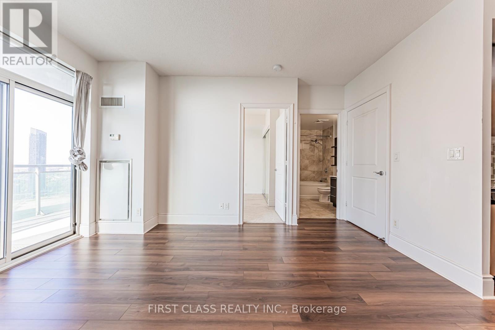2410 - 16 Brookers Lane, Toronto (Mimico), Ontario  M8V 0A5 - Photo 15 - W12447190
