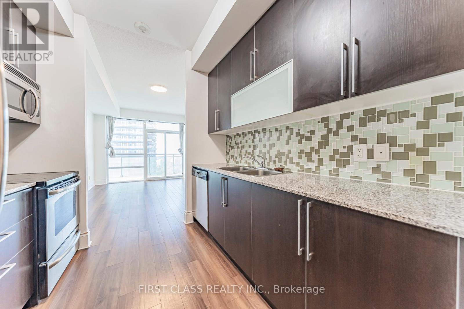 2410 - 16 Brookers Lane, Toronto (Mimico), Ontario  M8V 0A5 - Photo 7 - W12447190