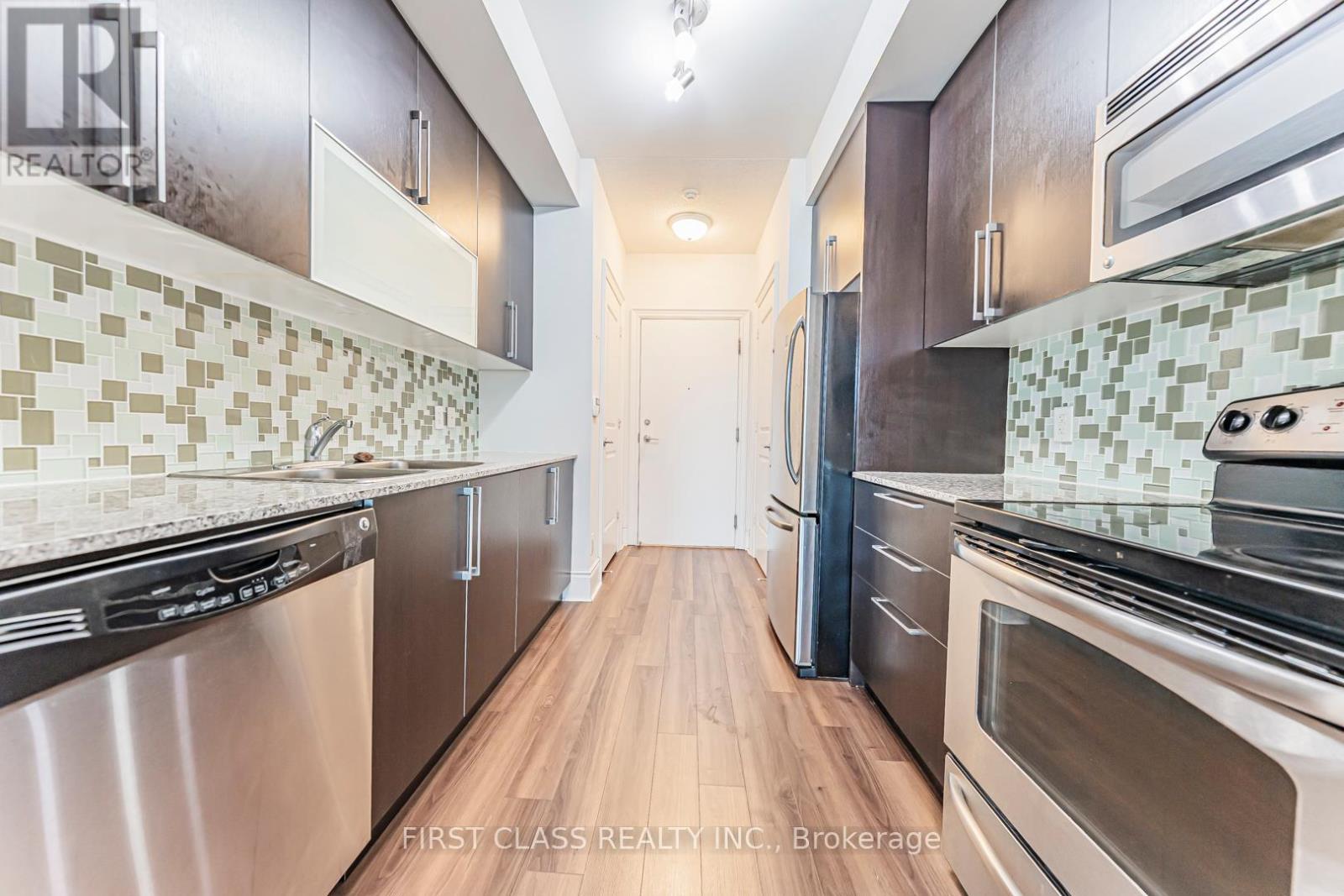 2410 - 16 Brookers Lane, Toronto (Mimico), Ontario  M8V 0A5 - Photo 9 - W12447190