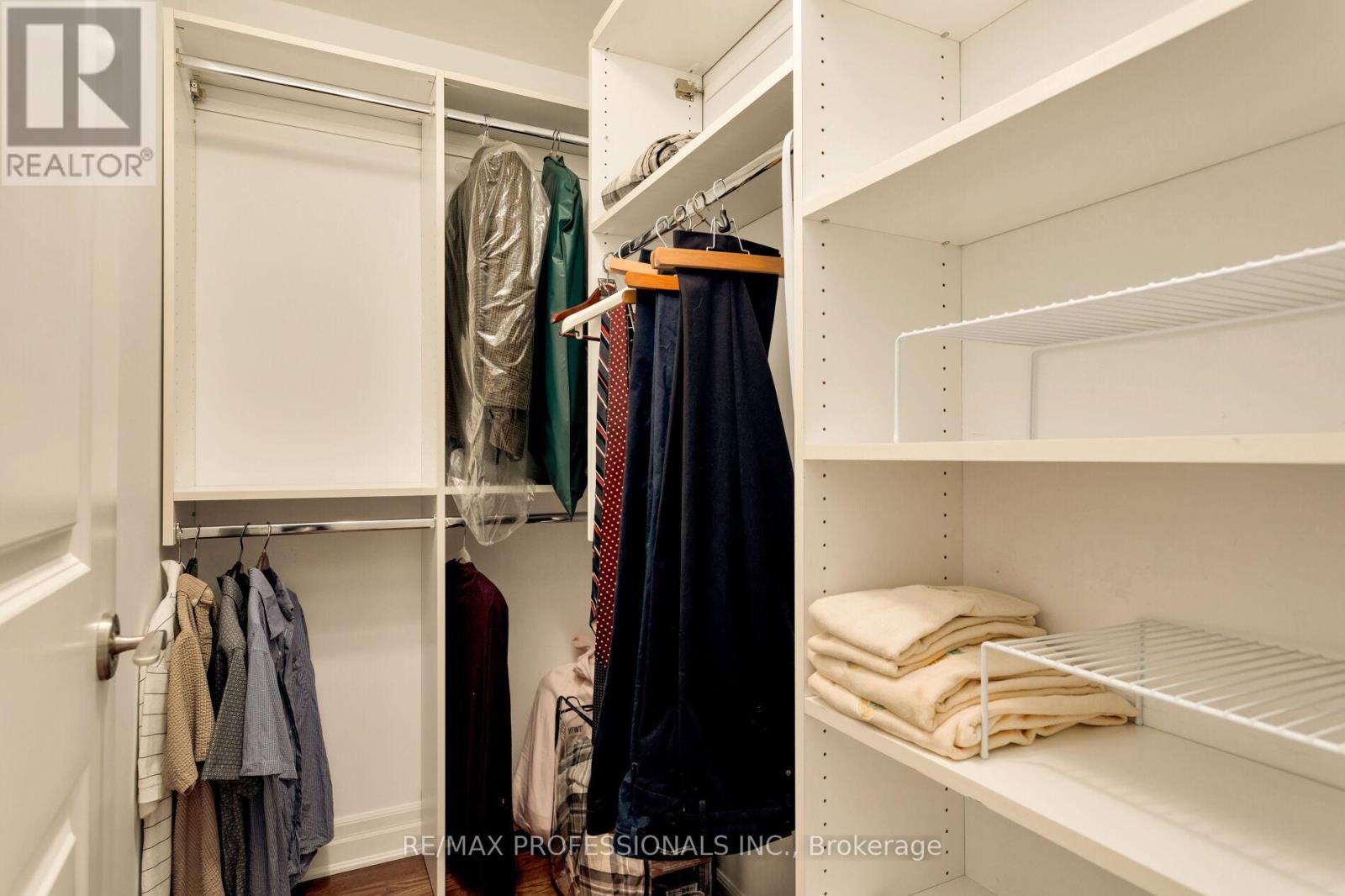 311 - 9 Burnhamthorpe Crescent, Toronto (Islington-City Centre West), Ontario  M9A 1G4 - Photo 33 - W12447208