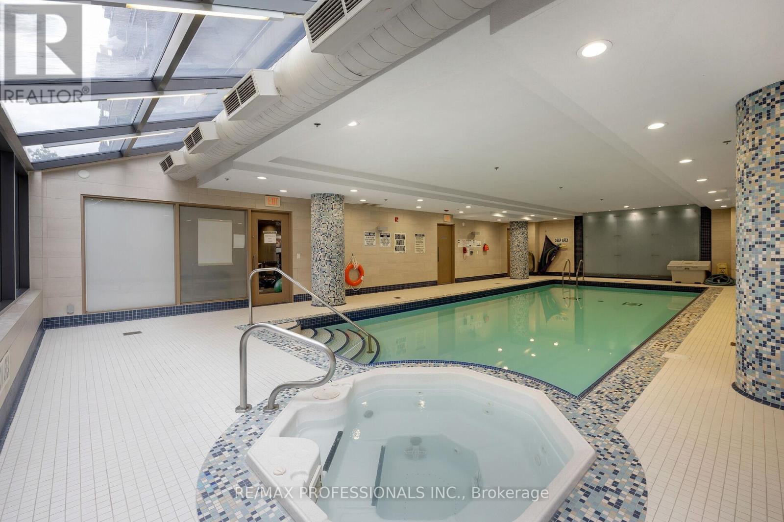 311 - 9 Burnhamthorpe Crescent, Toronto (Islington-City Centre West), Ontario  M9A 1G4 - Photo 37 - W12447208