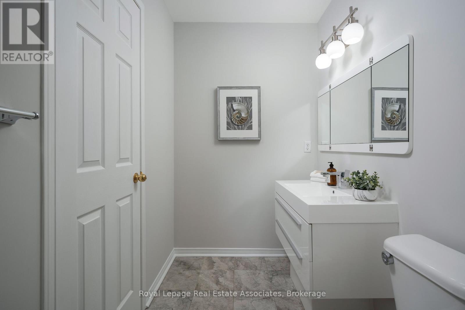 32 - 1130 Cawthra Road, Mississauga (Mineola), Ontario  L5G 4V7 - Photo 28 - W12447217