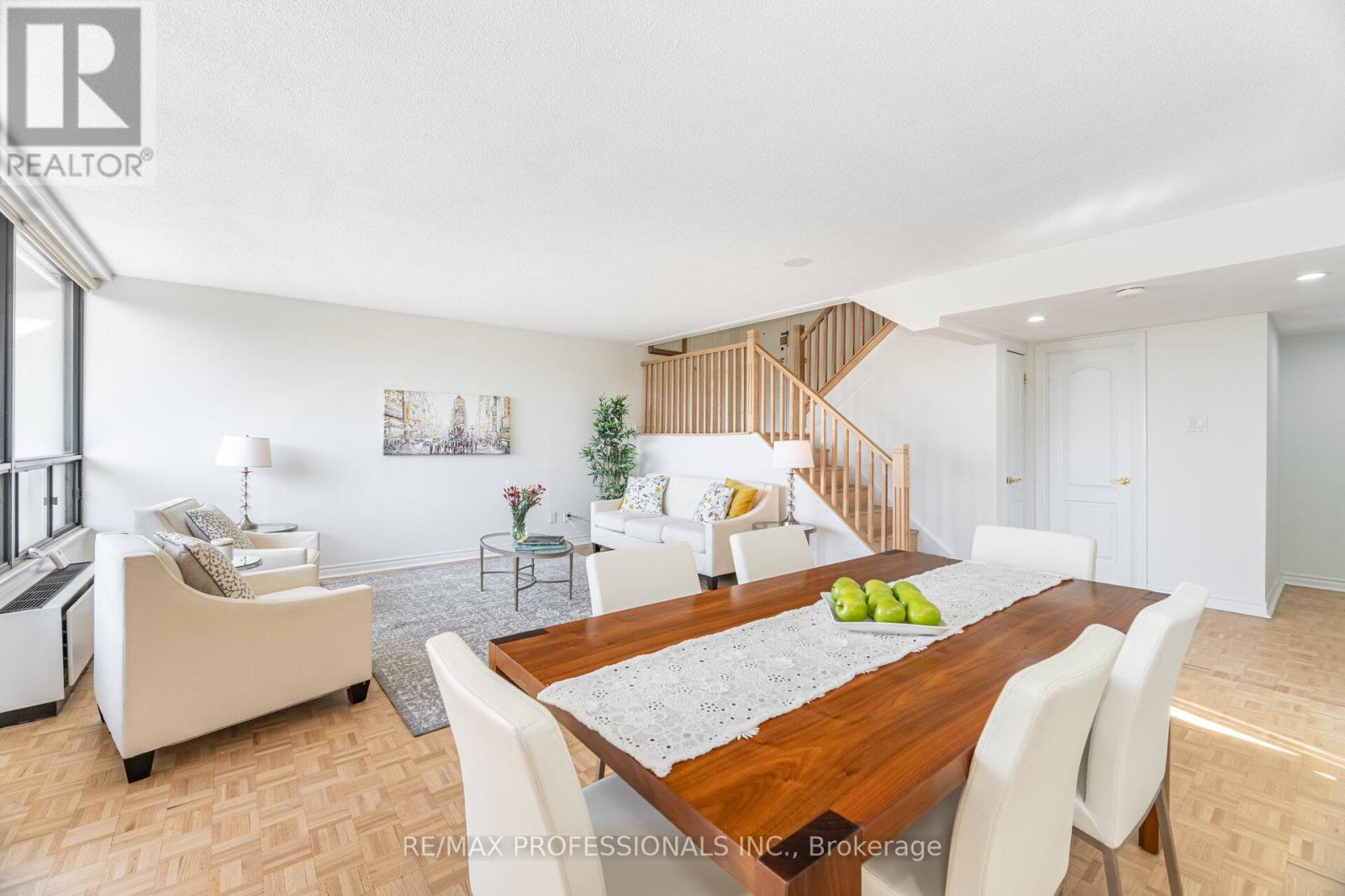 B4 - 284 Mill Road, Toronto (Markland Wood), Ontario  M9C 4W6 - Photo 11 - W12447232