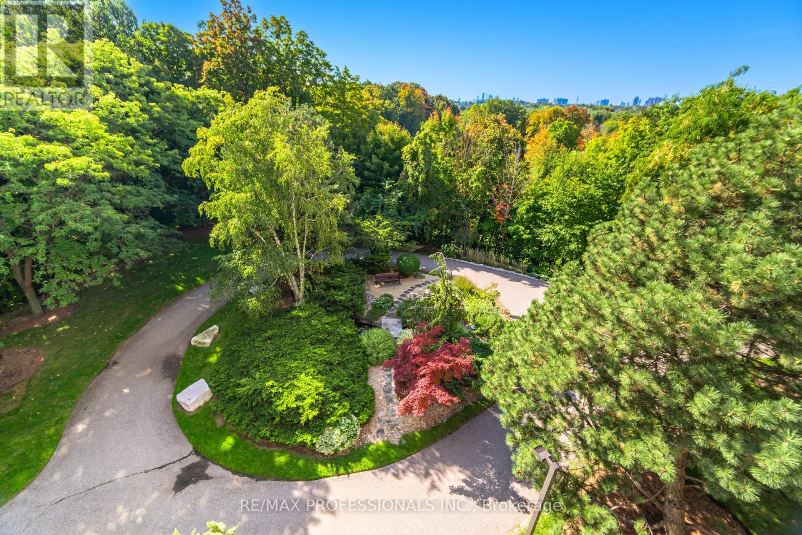 B4 - 284 Mill Road, Toronto (Markland Wood), Ontario  M9C 4W6 - Photo 30 - W12447232