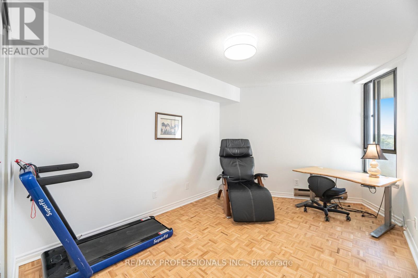 B4 - 284 Mill Road, Toronto (Markland Wood), Ontario  M9C 4W6 - Photo 33 - W12447232