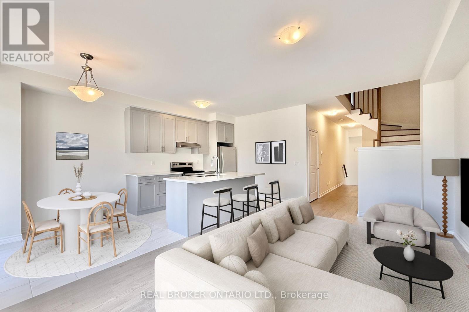 17 Freeman Williams Street, Markham, Ontario  L6C 3M7 - Photo 5 - N12441523