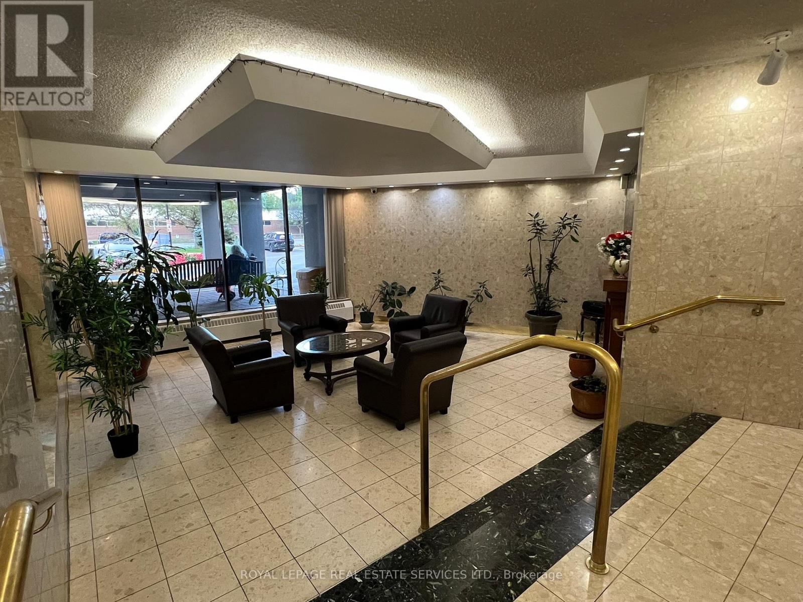 709 - 60 Pavane Linkway, Toronto, Ontario  M3C 2Y6 - Photo 36 - C12446494