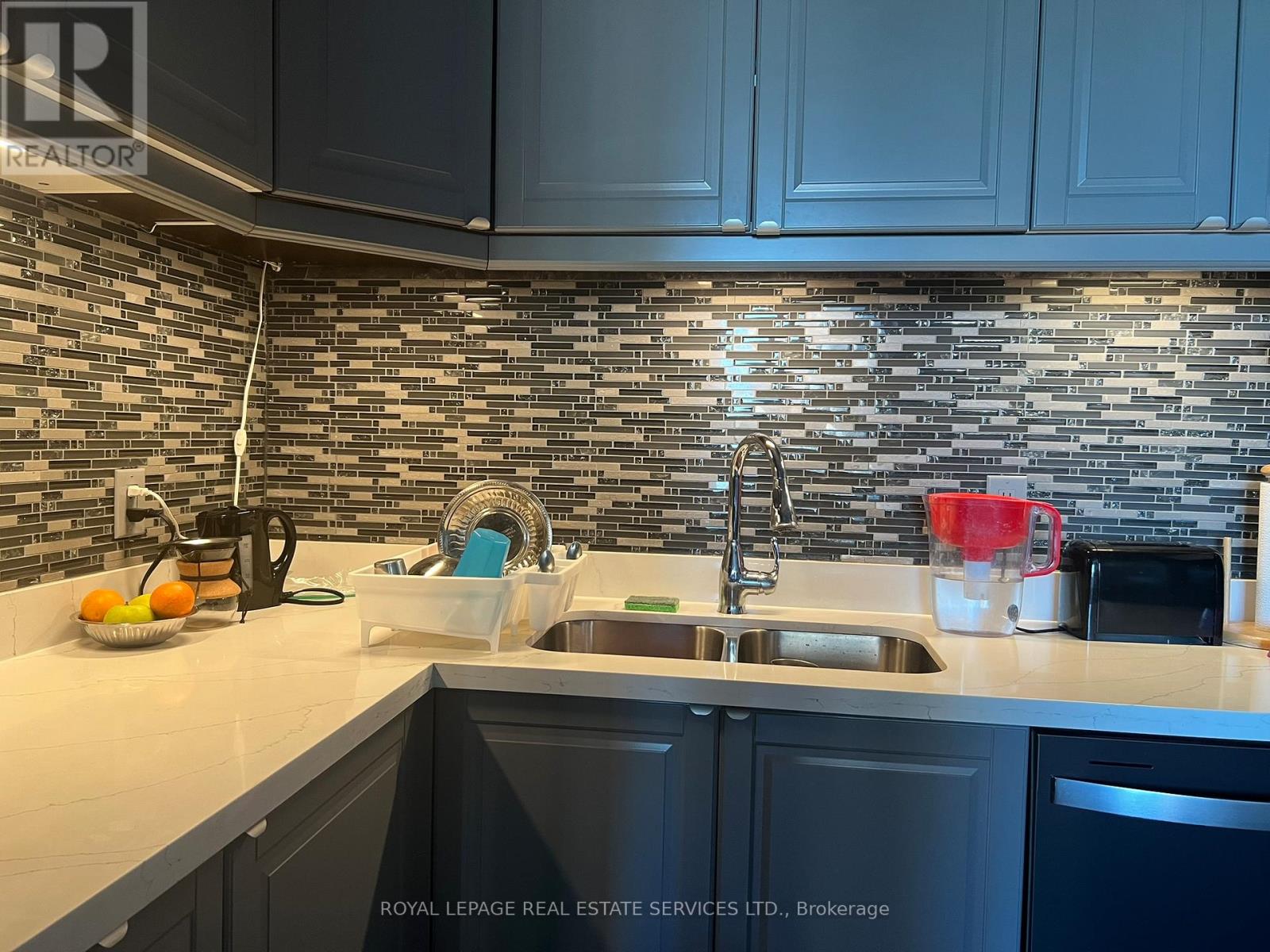 709 - 60 Pavane Linkway, Toronto, Ontario  M3C 2Y6 - Photo 12 - C12446494