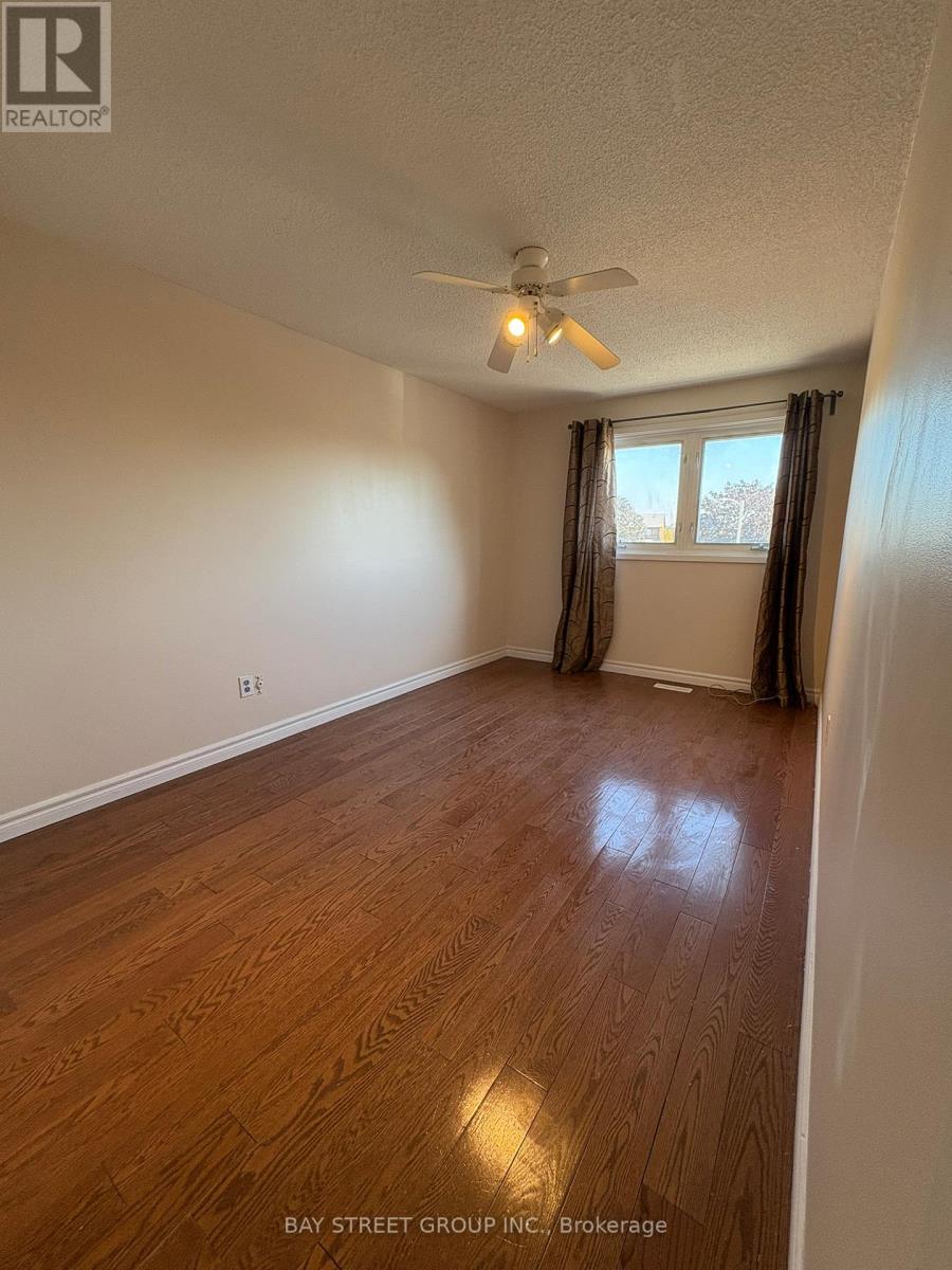16 Tinti Place, Vaughan, Ontario  L4J 5B2 - Photo 18 - N12402609