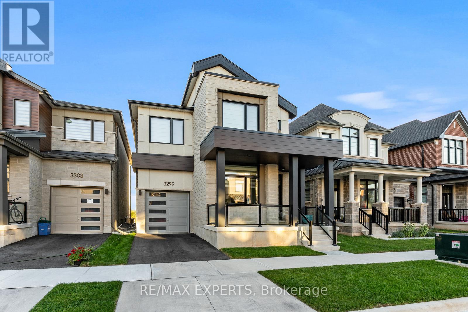3299 Harasym Trail, Oakville, Ontario  L6H 3S1 - Photo 2 - W12441596