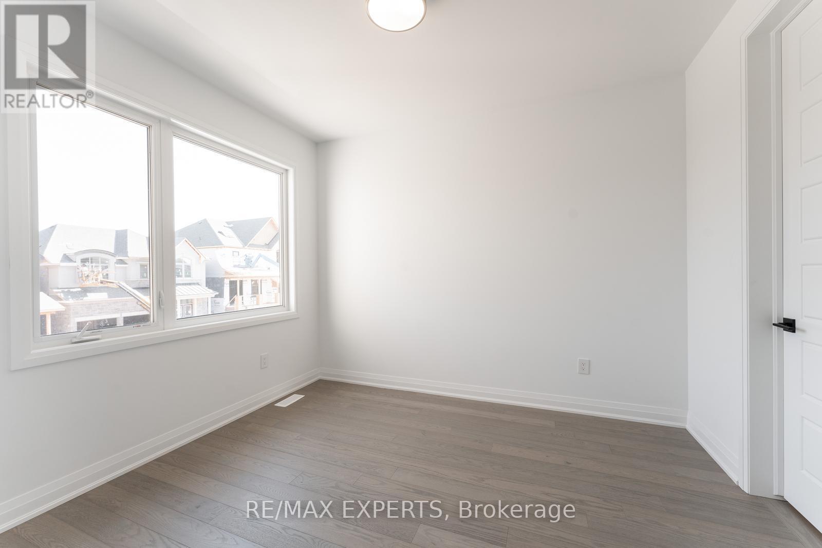 3299 Harasym Trail, Oakville, Ontario  L6H 3S1 - Photo 36 - W12441596
