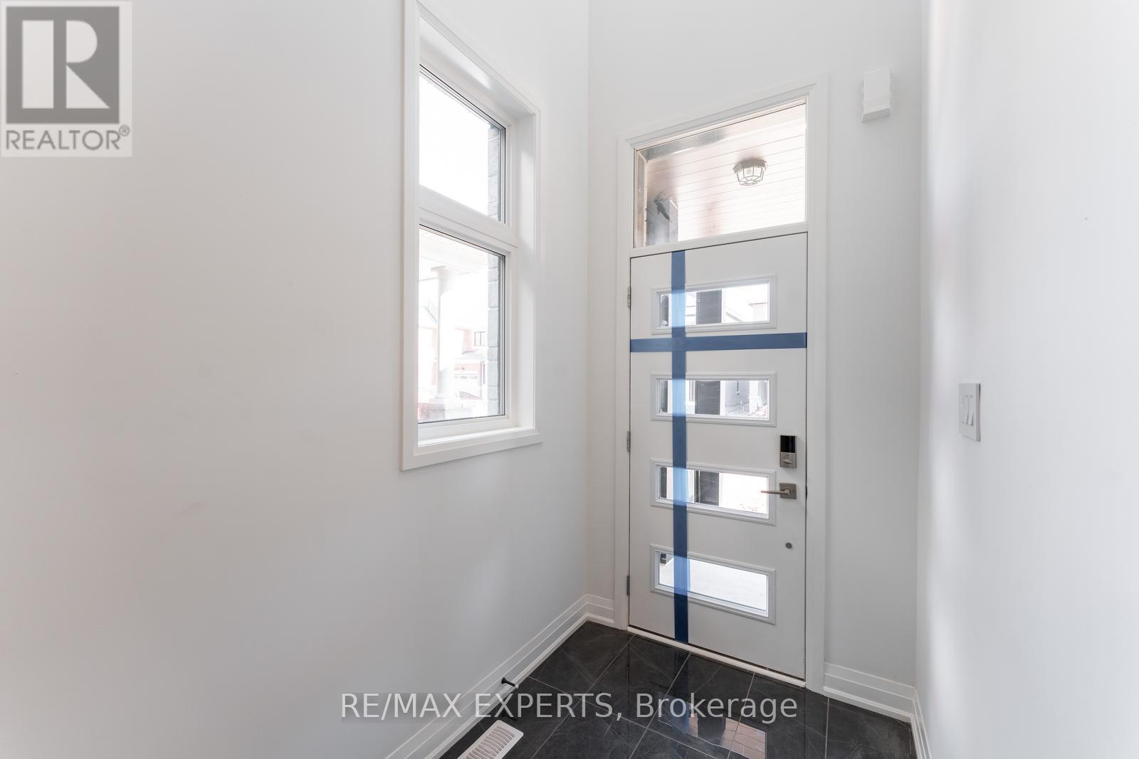 3299 Harasym Trail, Oakville, Ontario  L6H 3S1 - Photo 8 - W12441596