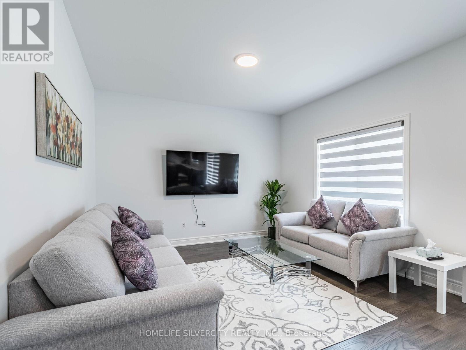 27 Autumn Avenue S, Thorold (Rolling Meadows), Ontario  L2V 0H2 - Photo 10 - X12447076