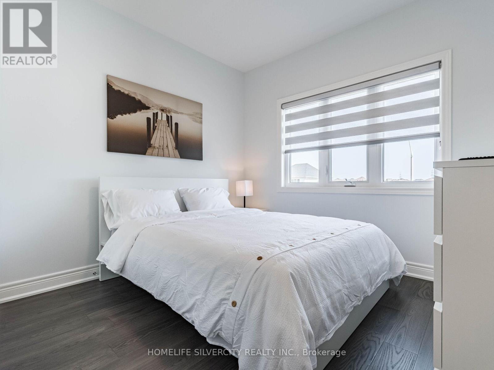 27 Autumn Avenue S, Thorold (Rolling Meadows), Ontario  L2V 0H2 - Photo 36 - X12447076