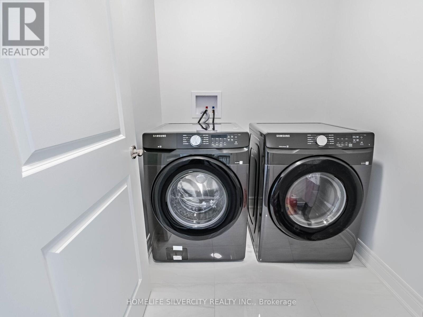 27 Autumn Avenue S, Thorold (Rolling Meadows), Ontario  L2V 0H2 - Photo 38 - X12447076