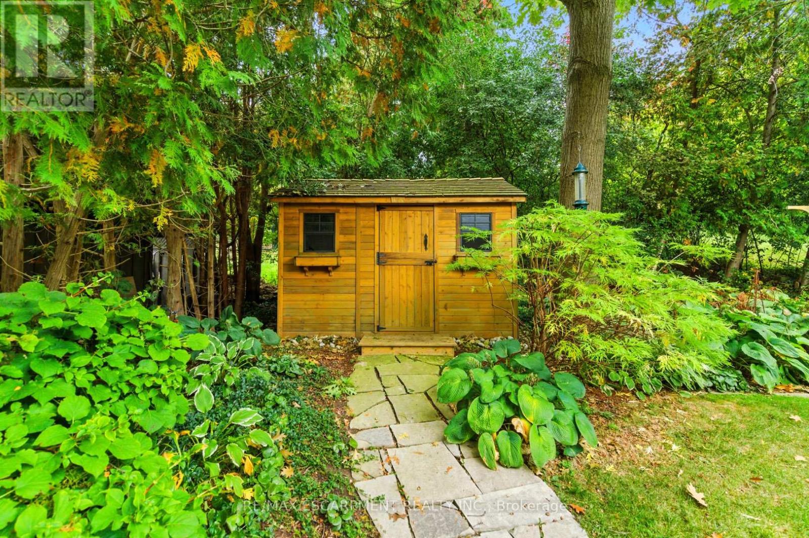 65 Maple Avenue, Hamilton (Greensville), Ontario  L9H 4W6 - Photo 47 - X12447119