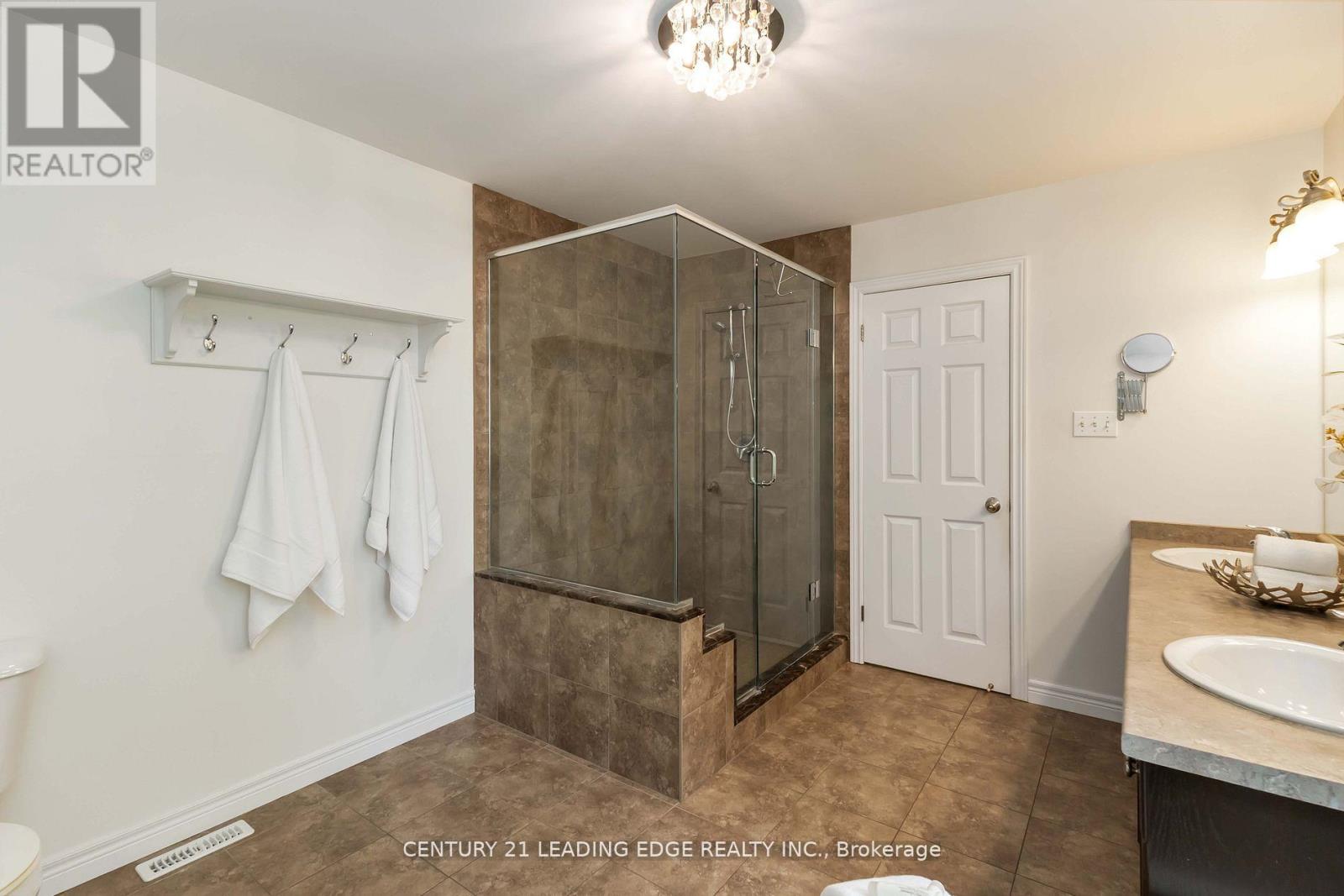 1171 Fogerty Street, London North (North C), Ontario  N5X 4P3 - Photo 40 - X12447132