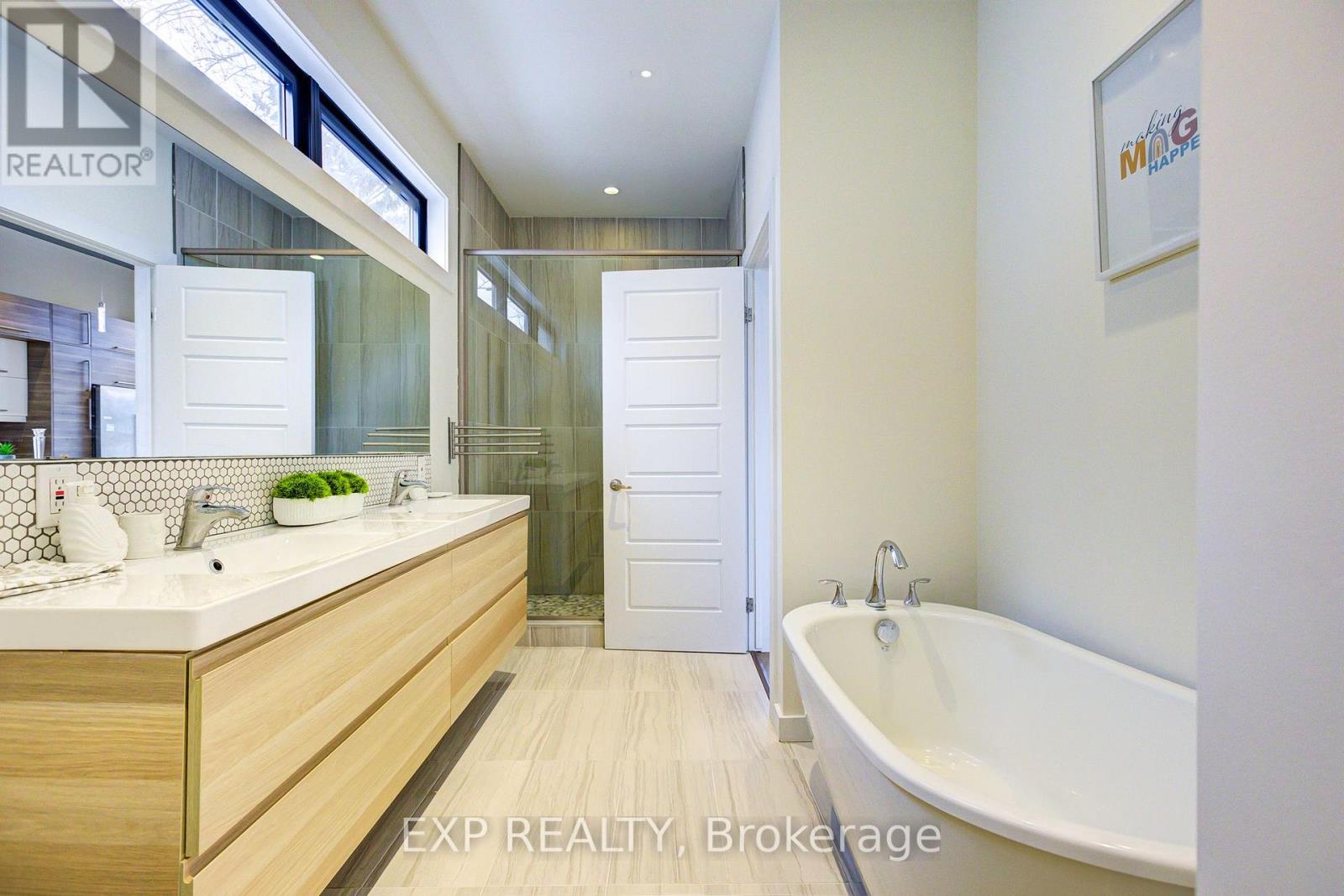 847 Stedwell Street, London East (East L), Ontario  N5Z 1L9 - Photo 30 - X12447150