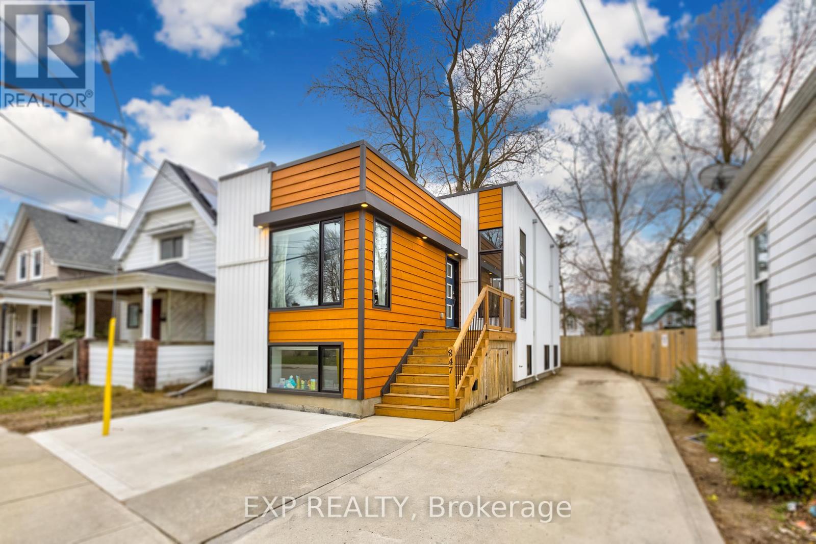 847 Stedwell Street, London East (East L), Ontario  N5Z 1L9 - Photo 4 - X12447150