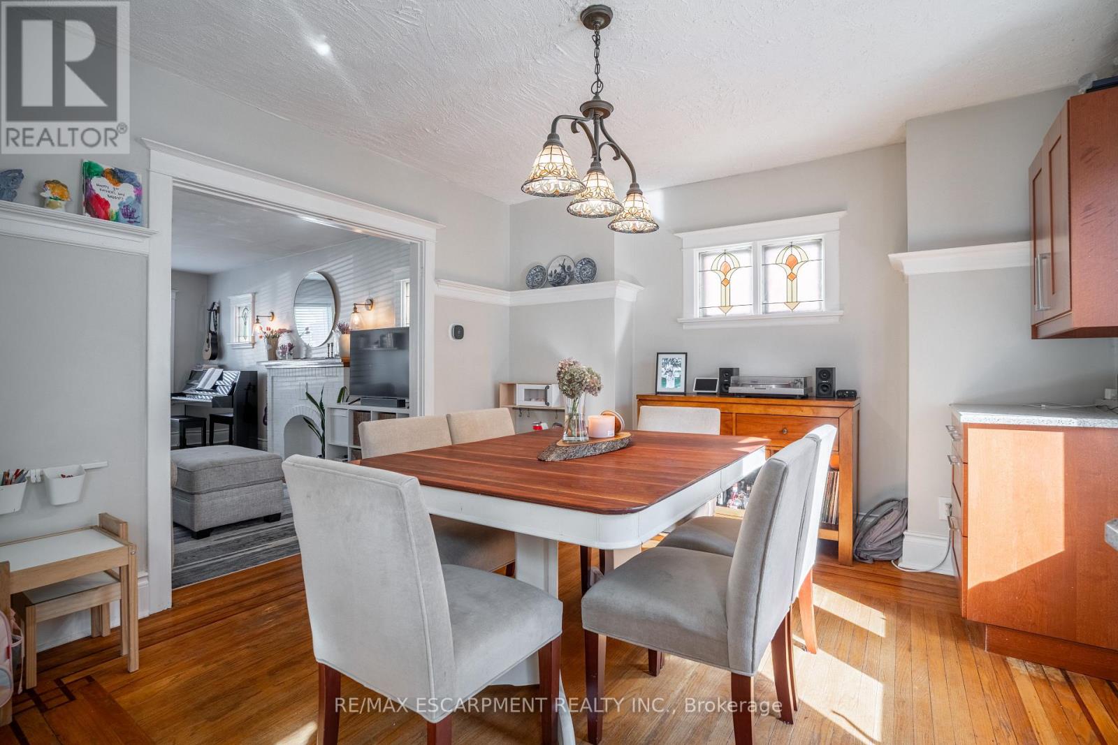 73 Kenilworth Avenue S, Hamilton (Bartonville), Ontario  L8K 2T1 - Photo 13 - X12447177