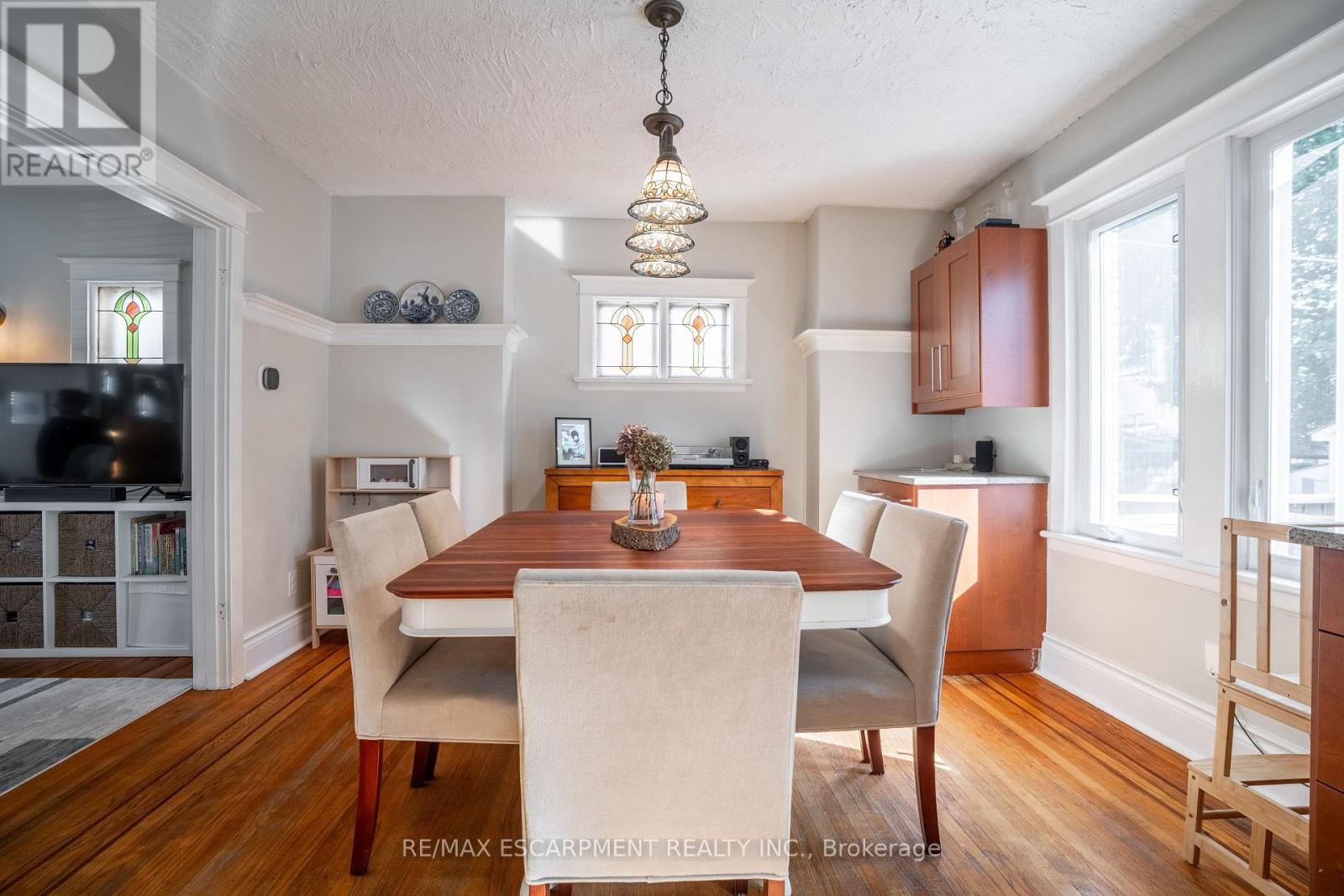 73 Kenilworth Avenue S, Hamilton (Bartonville), Ontario  L8K 2T1 - Photo 15 - X12447177