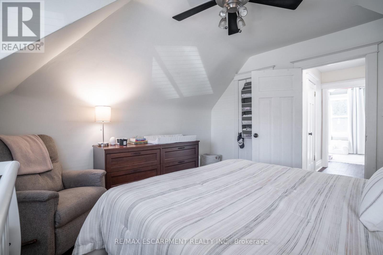 73 Kenilworth Avenue S, Hamilton (Bartonville), Ontario  L8K 2T1 - Photo 21 - X12447177