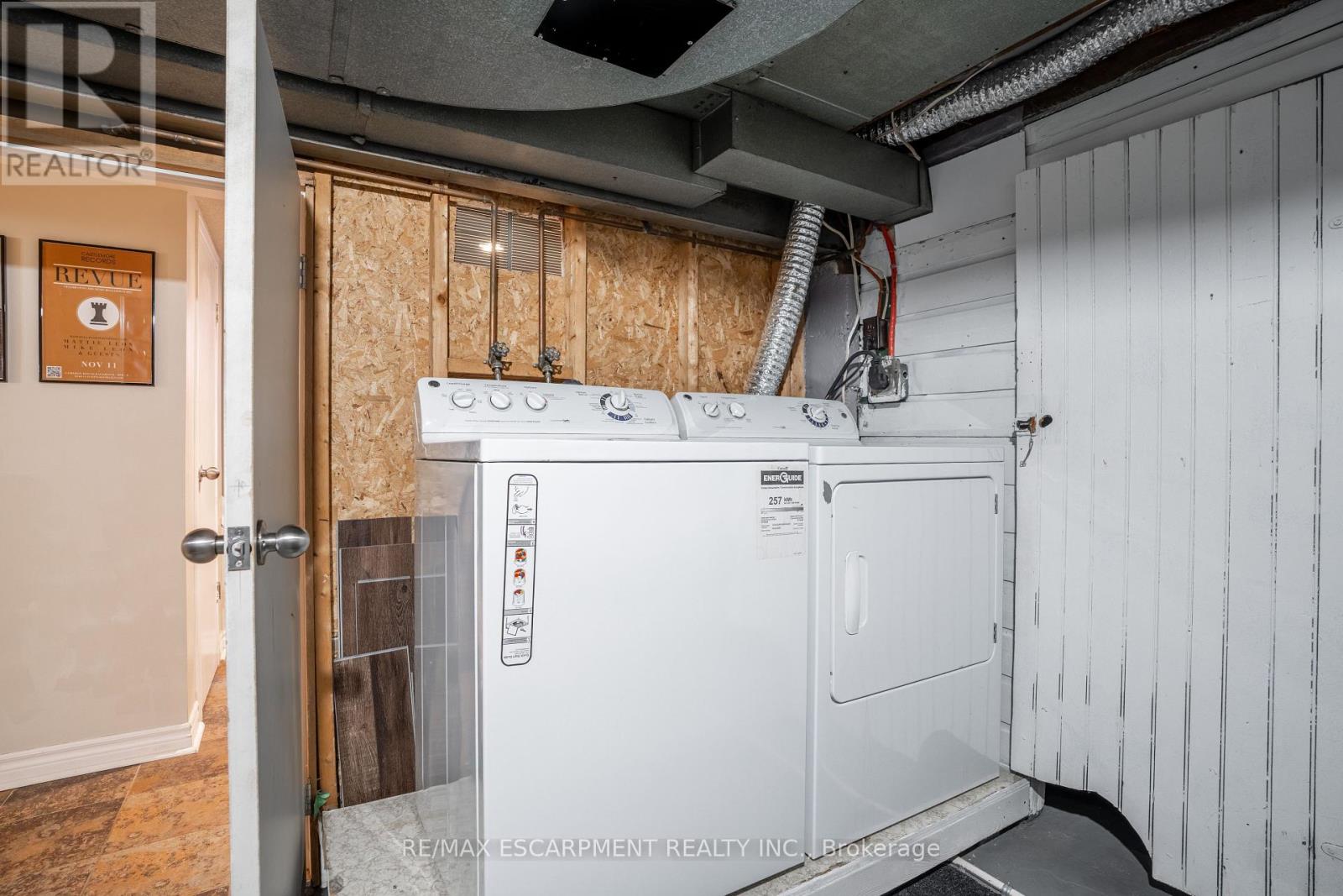 73 Kenilworth Avenue S, Hamilton (Bartonville), Ontario  L8K 2T1 - Photo 33 - X12447177
