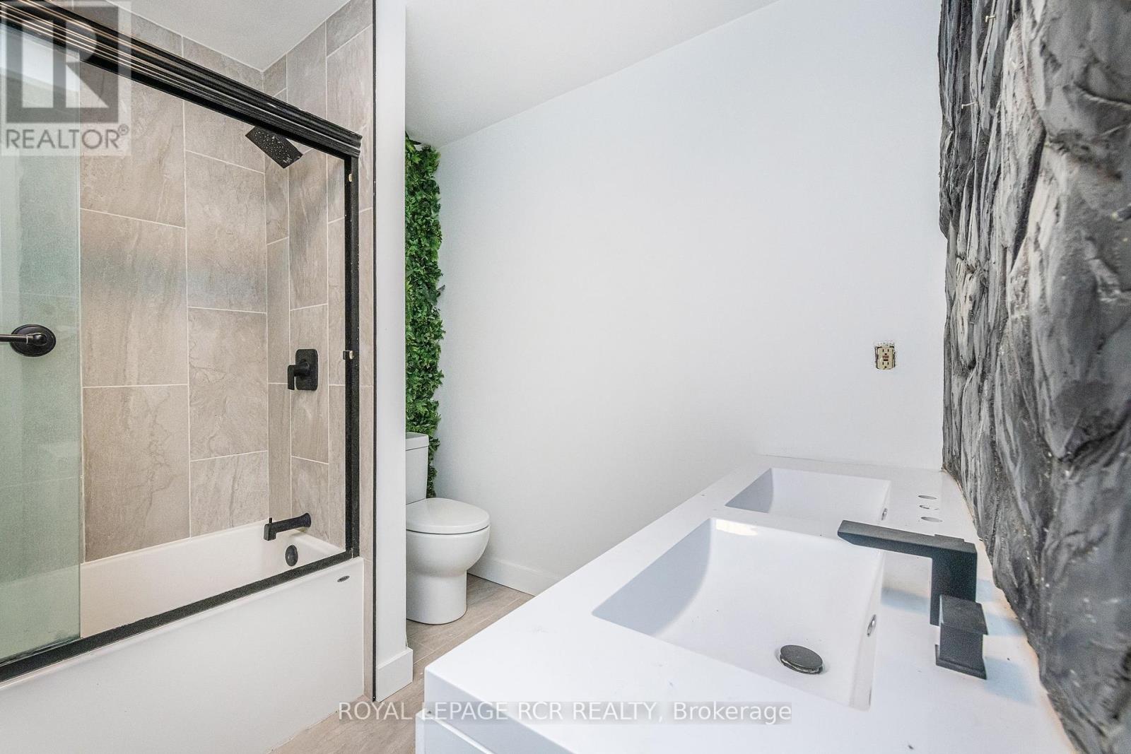 34 Wilson Crescent, Southgate, Ontario  N0C 1B0 - Photo 17 - X12447193