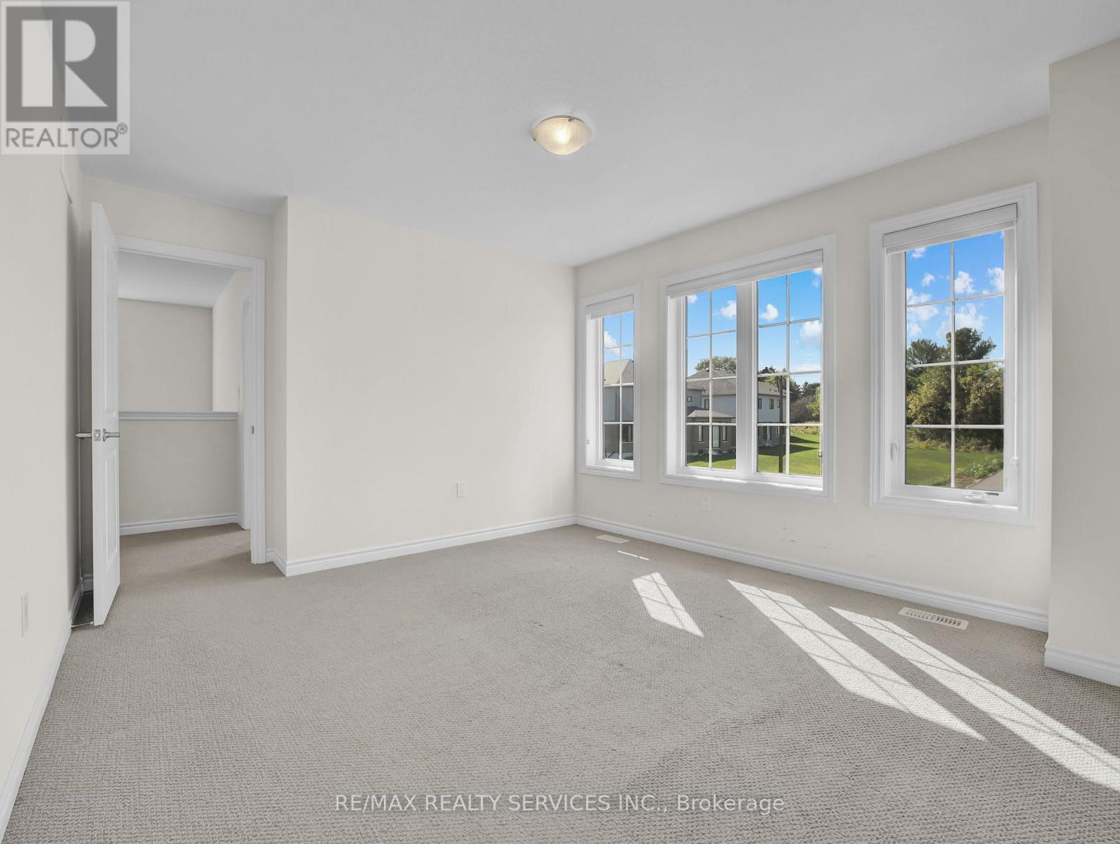 28 Ford Street, Brant (Paris), Ontario  N0E 1N0 - Photo 21 - X12447194