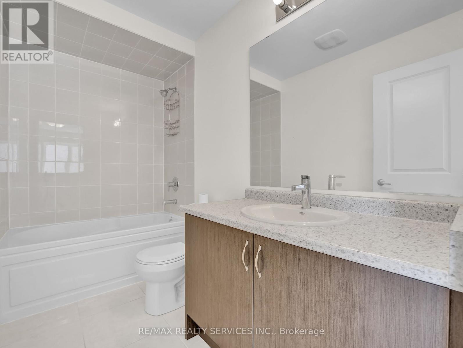 28 Ford Street, Brant (Paris), Ontario  N0E 1N0 - Photo 23 - X12447194
