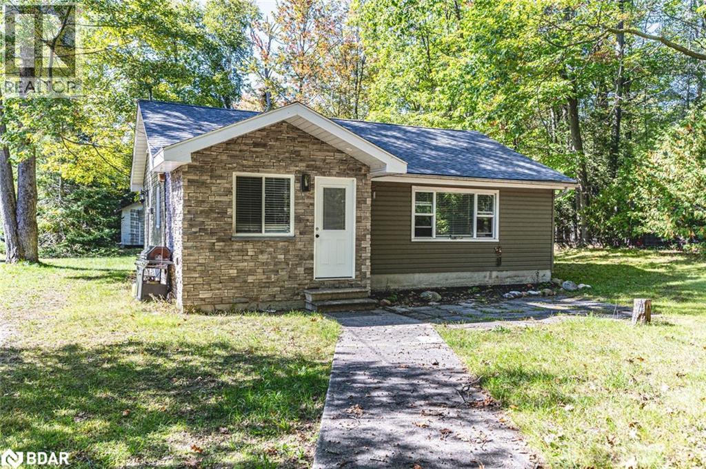 12 DOAN Avenue, Tiny, Ontario