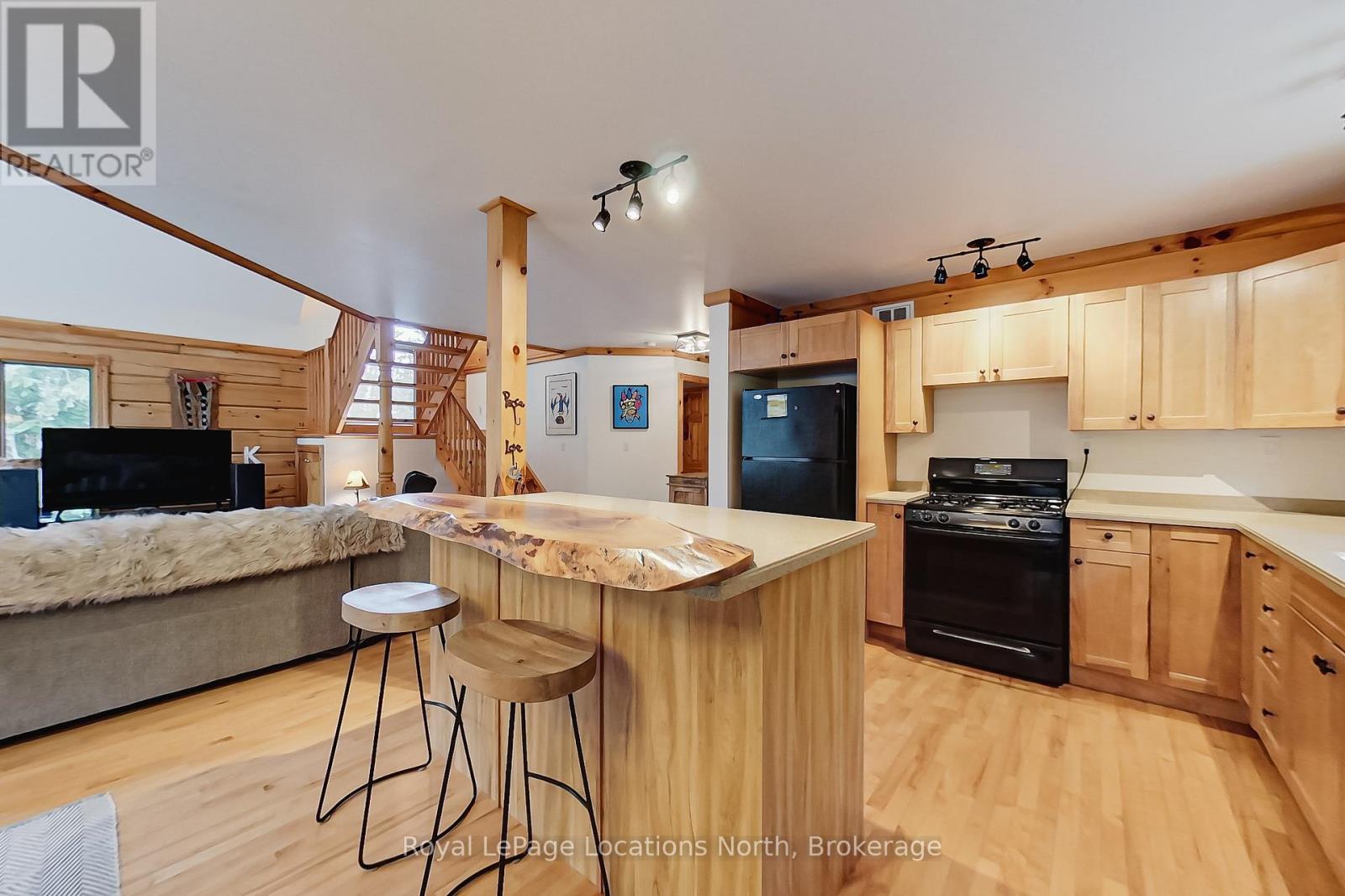 208554 26 Highway, Blue Mountains, Ontario  N0H 1J0 - Photo 13 - X12168426
