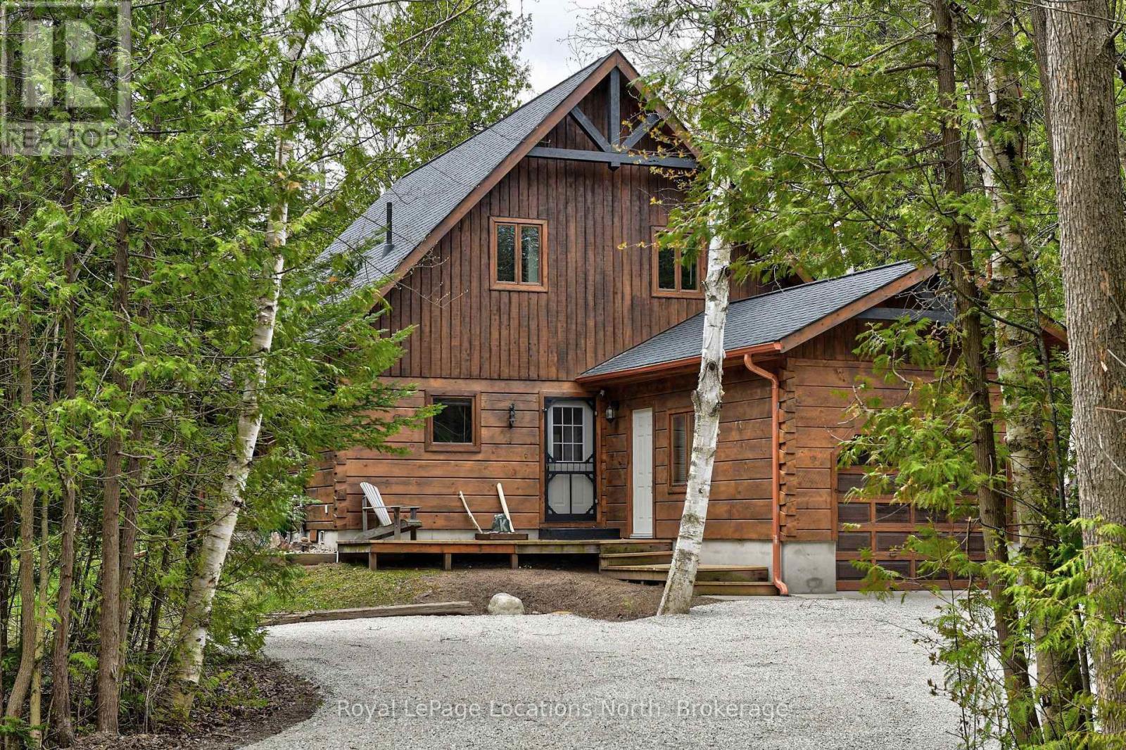 208554 26 Highway, Blue Mountains, Ontario  N0H 1J0 - Photo 2 - X12168426