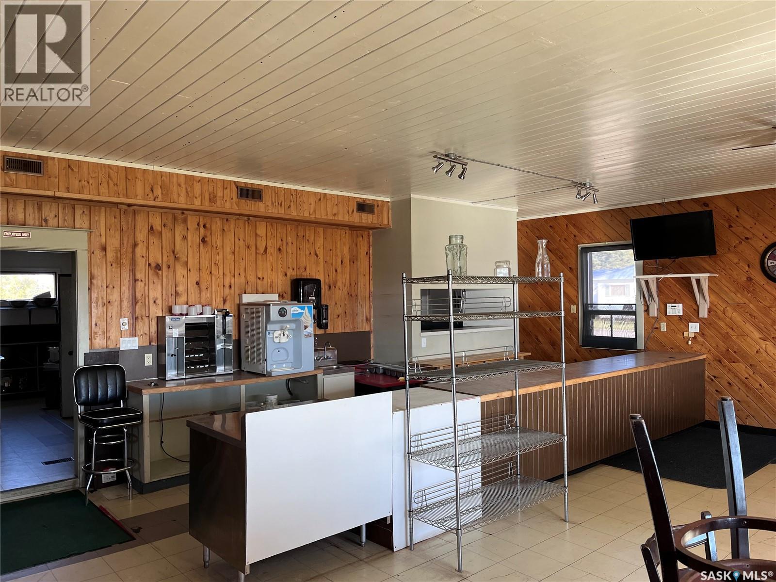 101 Dixon Avenue, Kinistino, Saskatchewan  S0J 1H0 - Photo 3 - SK020209