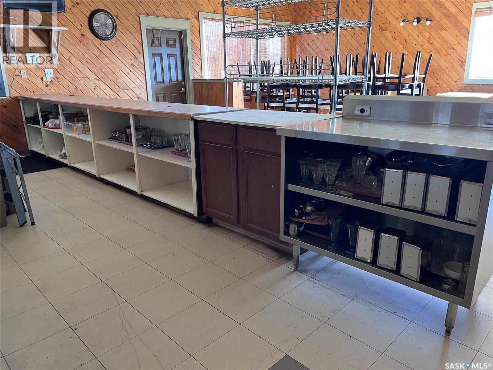 101 Dixon Avenue, Kinistino, Saskatchewan  S0J 1H0 - Photo 6 - SK020209