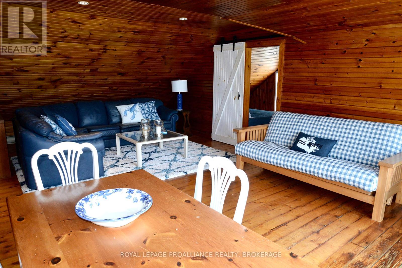 121 Tremont Park Island, Front Of Leeds & Seeleys Bay, Ontario  K7G 3C9 - Photo 35 - X12446602