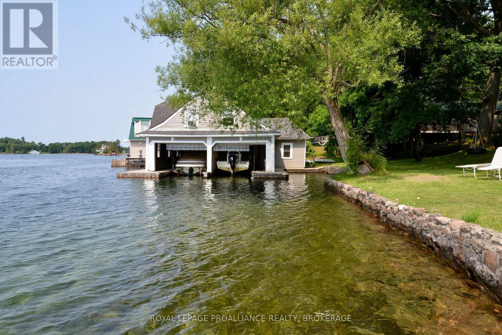 121 Tremont Park Island, Front Of Leeds & Seeleys Bay, Ontario  K7G 3C9 - Photo 40 - X12446602