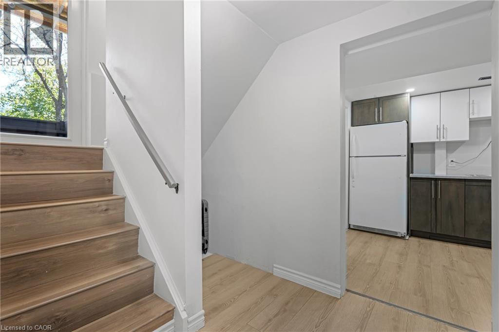 879 Upper Sherman Avenue, Hamilton, Ontario  L8V 3N2 - Photo 23 - 40776814
