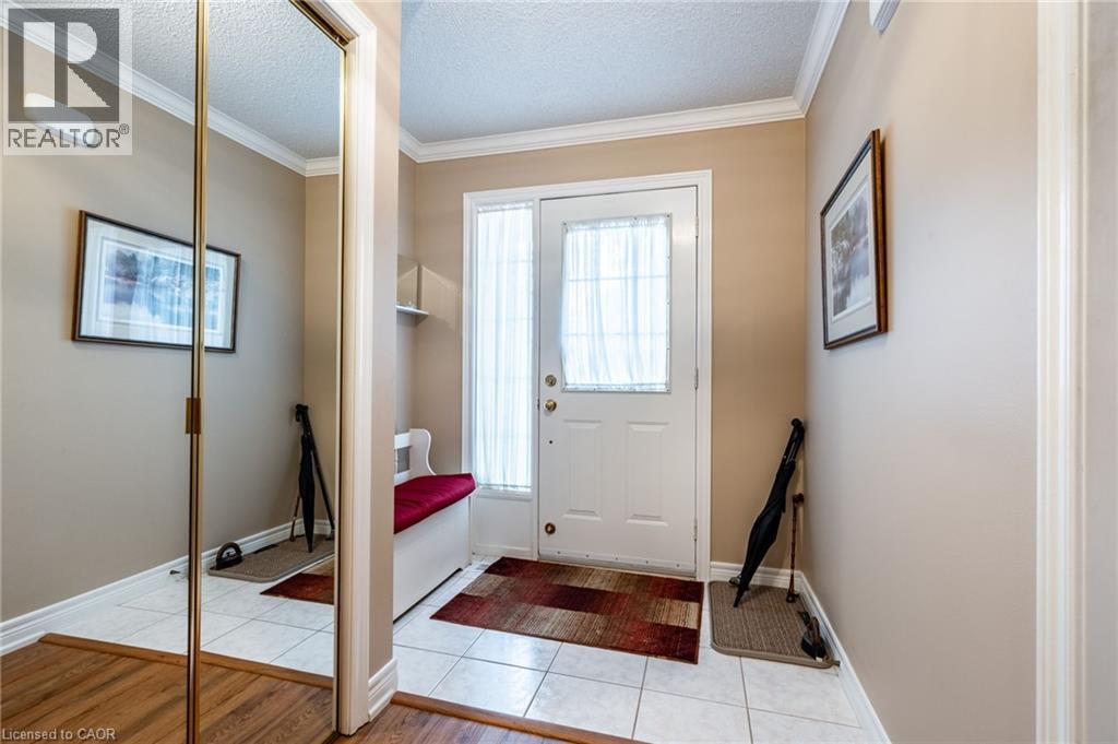 810 Golf Links Road Unit# 23, Ancaster, Ontario  L9K 1J7 - Photo 2 - 40747792