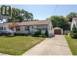 751 KEMSLEY DRIVE, Sarnia, Ontario