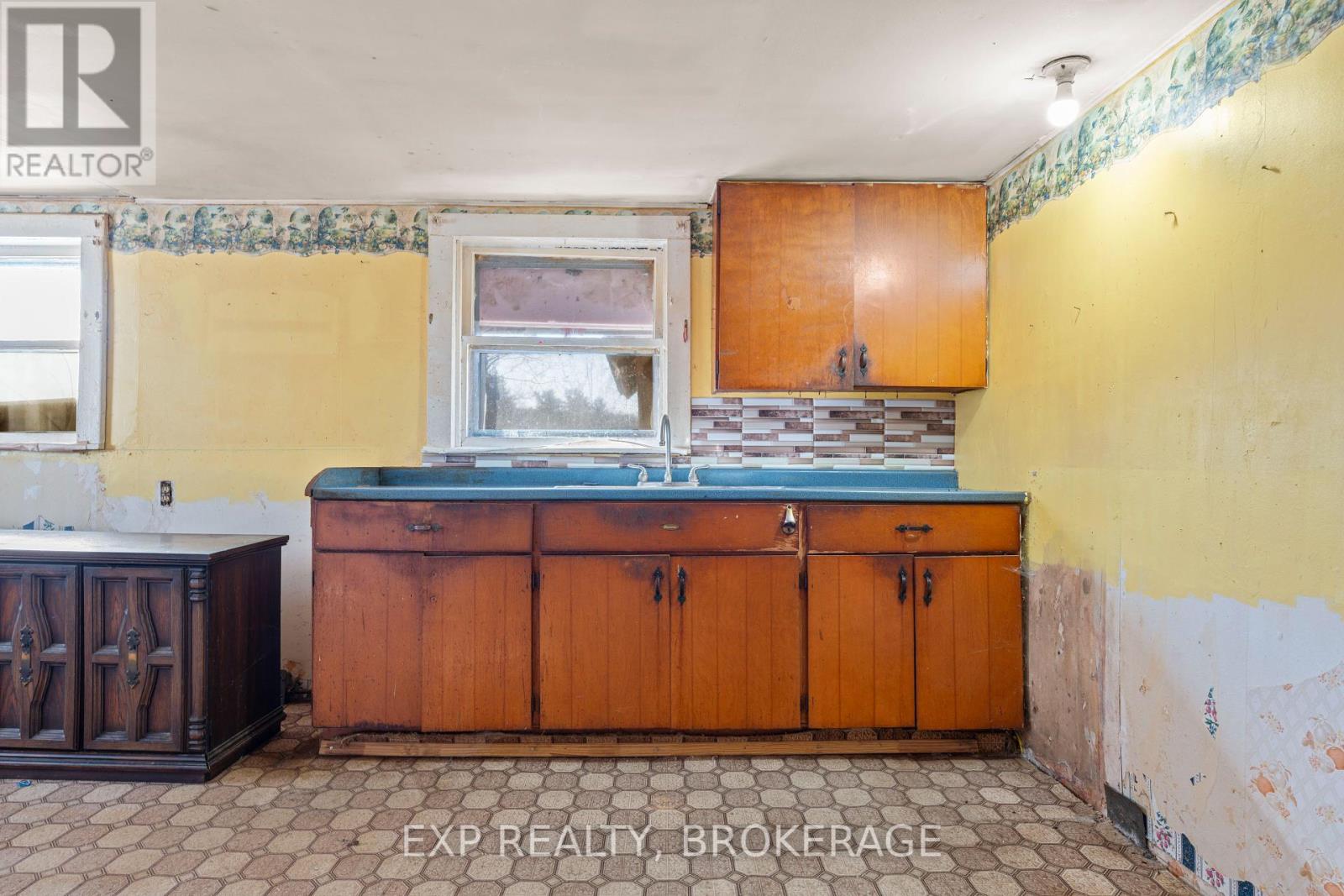 1619 County 2 Road, Front Of Yonge, Ontario  K0E 1R0 - Photo 8 - X12447435