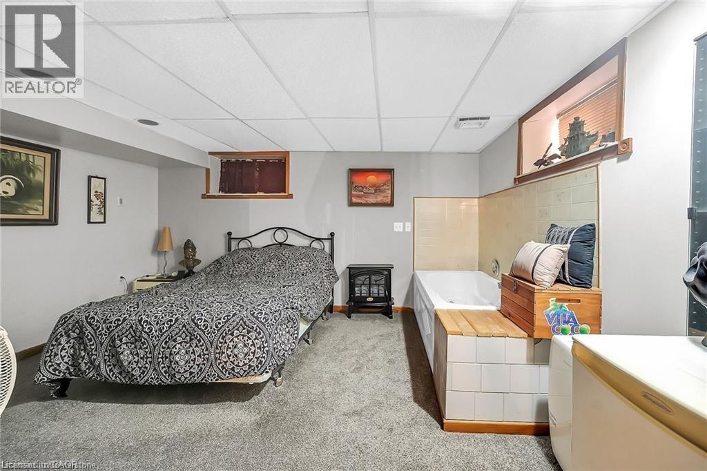 49 East Bend Avenue S, Hamilton, Ontario  L8M 3E4 - Photo 34 - 40764850