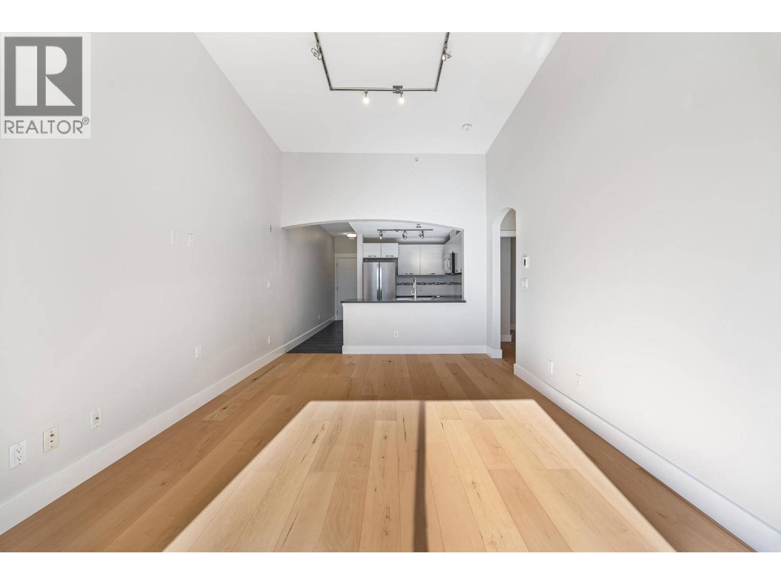603 7478 Byrnepark Walk, Burnaby, British Columbia  V3N 0B5 - Photo 5 - R3054549
