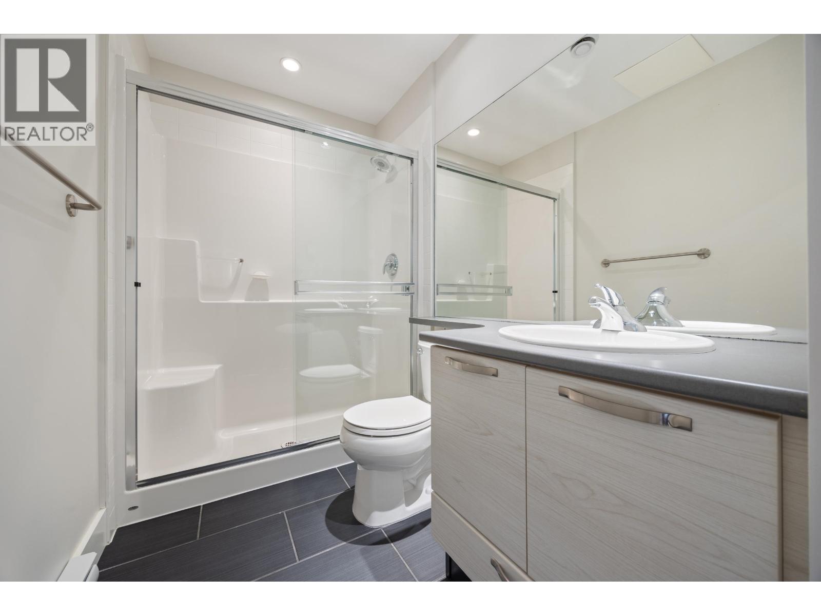 603 7478 Byrnepark Walk, Burnaby, British Columbia  V3N 0B5 - Photo 25 - R3054549